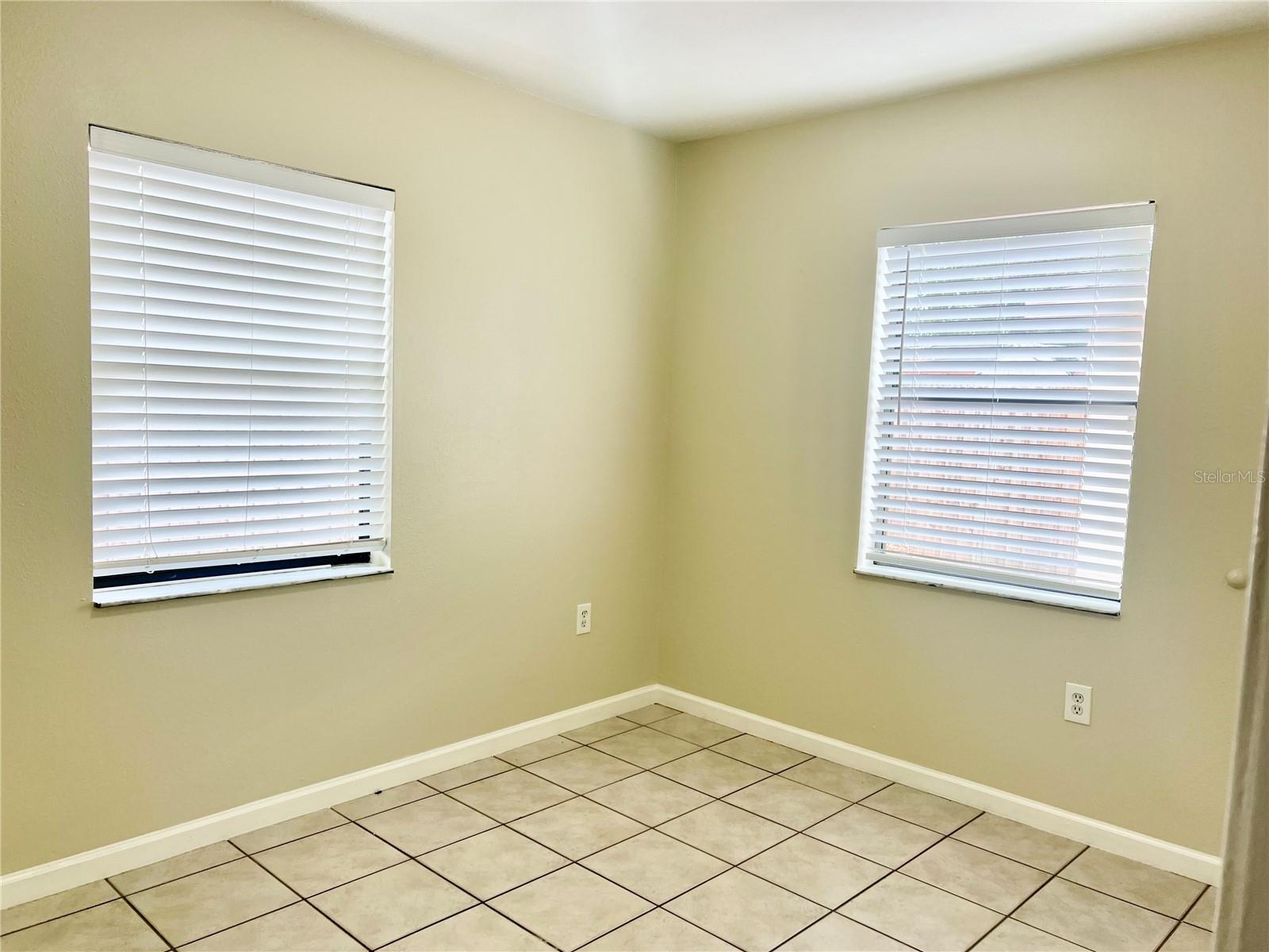 3110 W IVY ST, TAMPA, FL, 33607