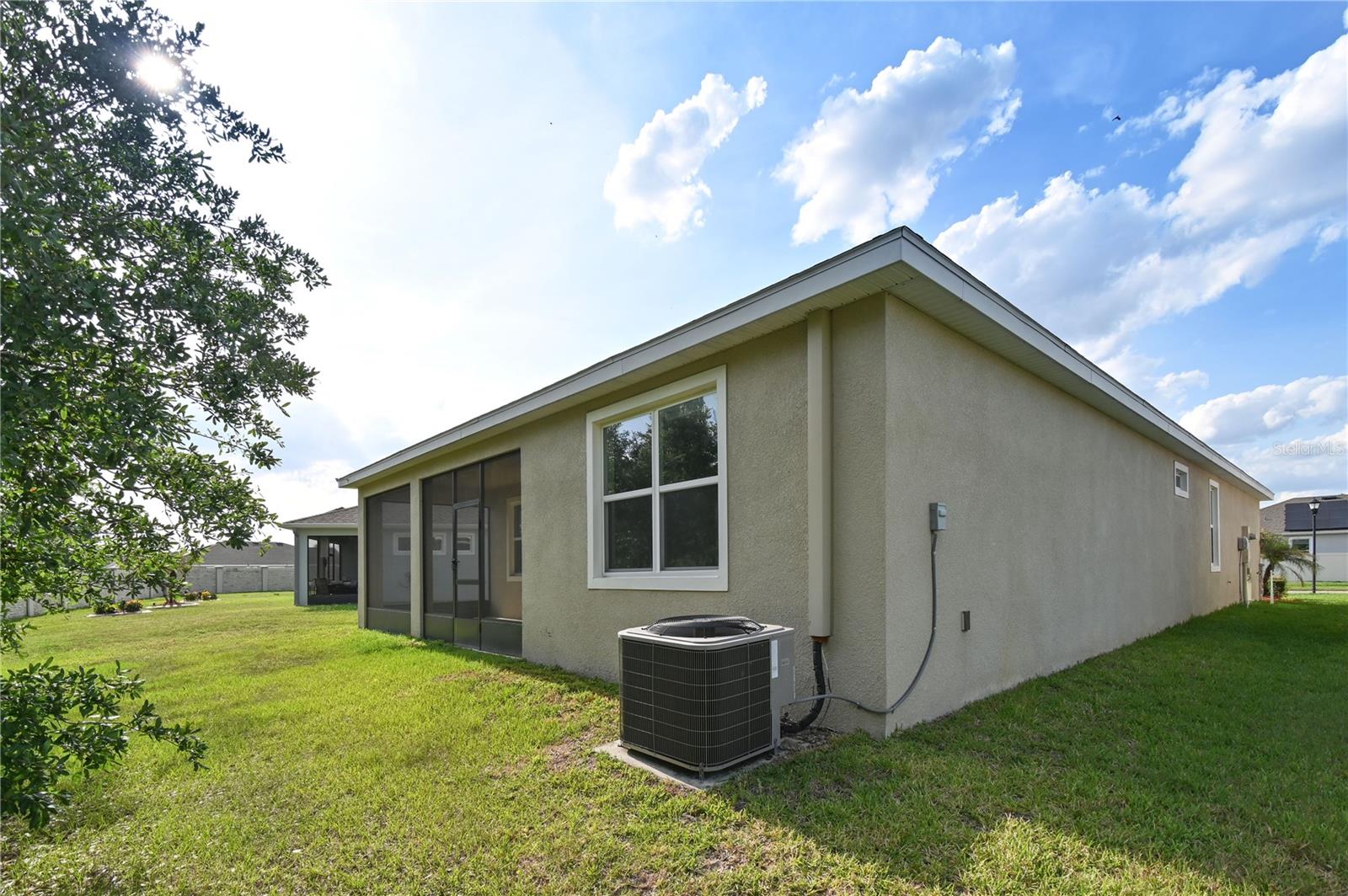 1052 MANZANAR PL, WESLEY CHAPEL, FL, 33543