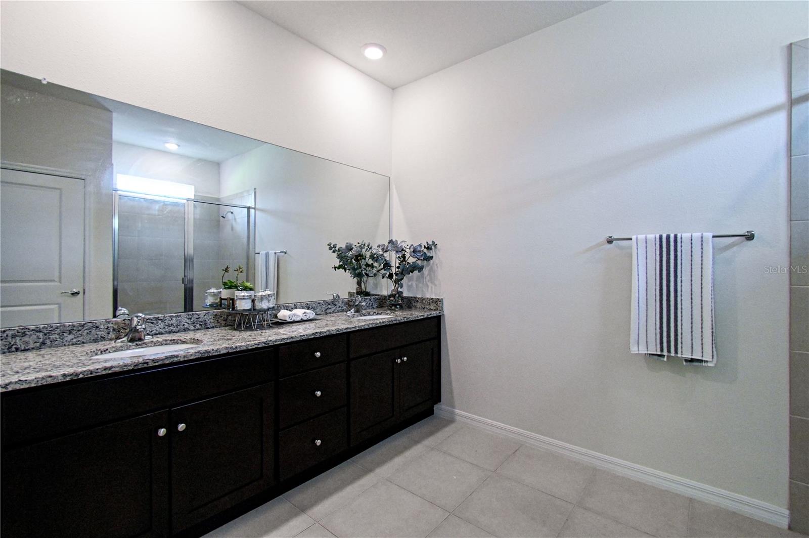 1052 MANZANAR PL, WESLEY CHAPEL, FL, 33543