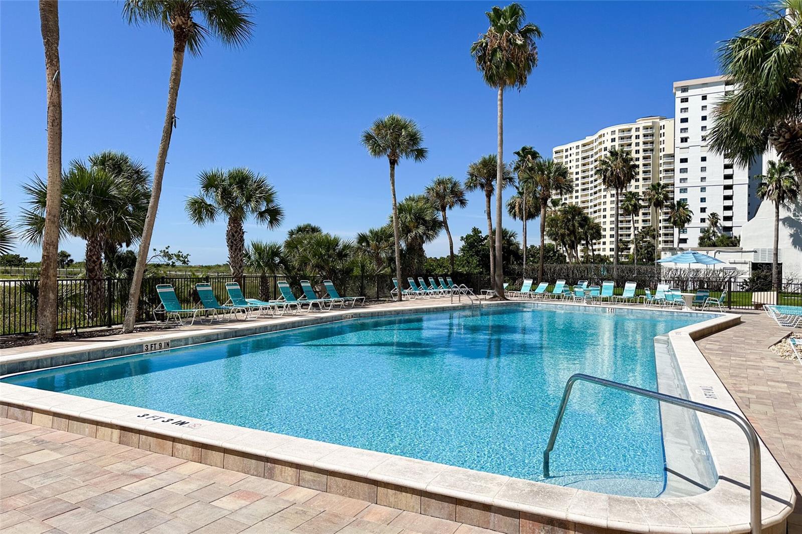1270 GULF BLVD #1605, CLEARWATER BEACH, FL, 33767