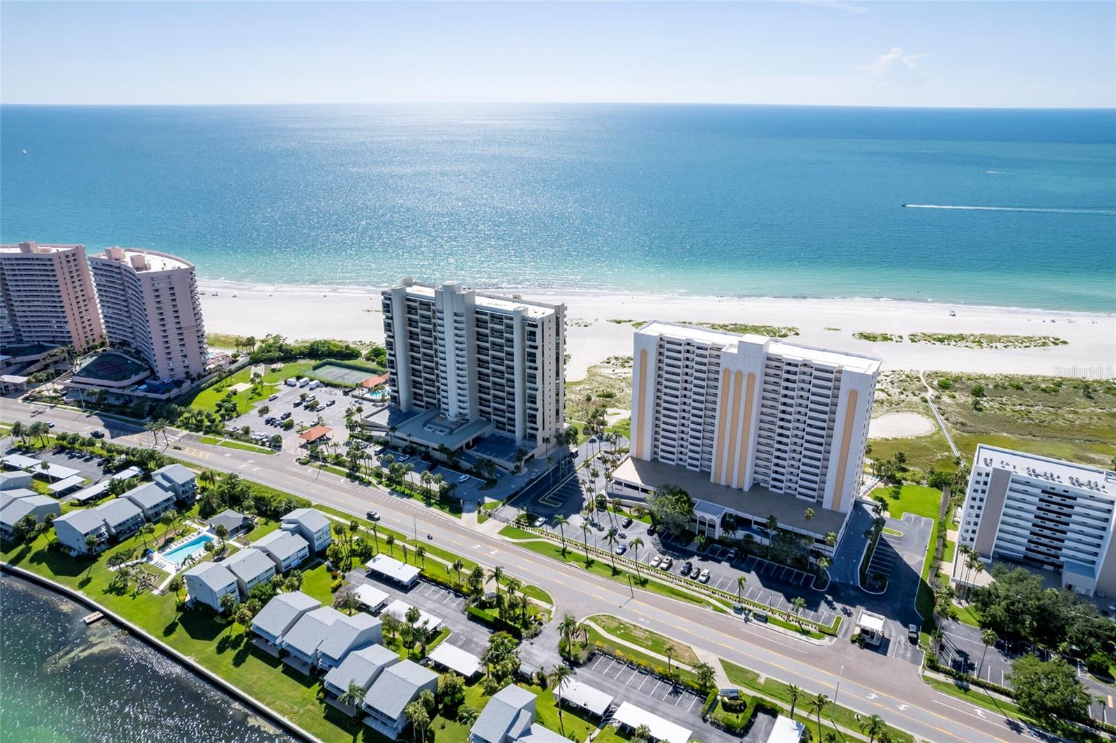 1270 GULF BLVD #1605, CLEARWATER BEACH, FL, 33767