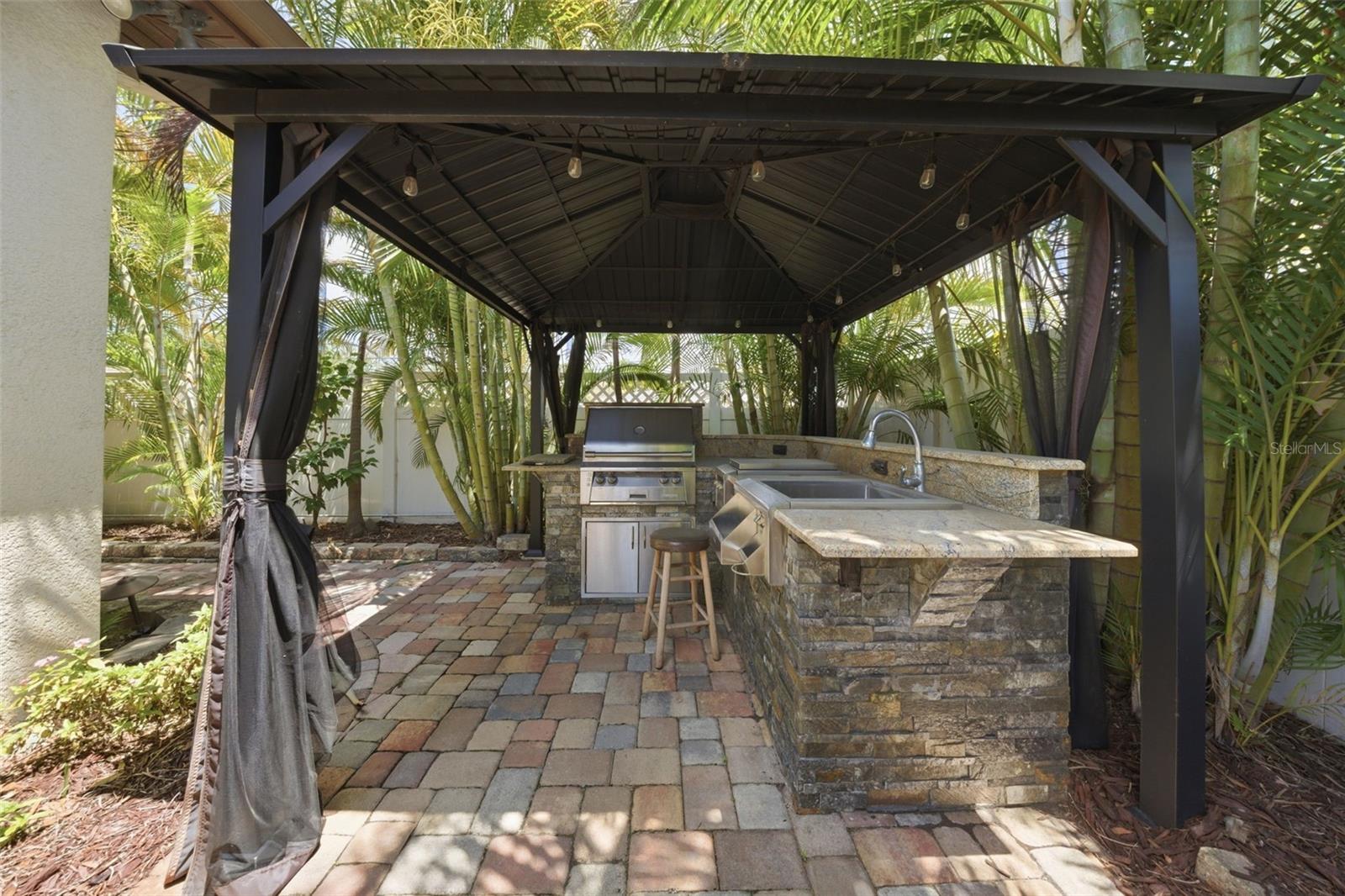 2902 W HEITER ST, TAMPA, FL, 33607