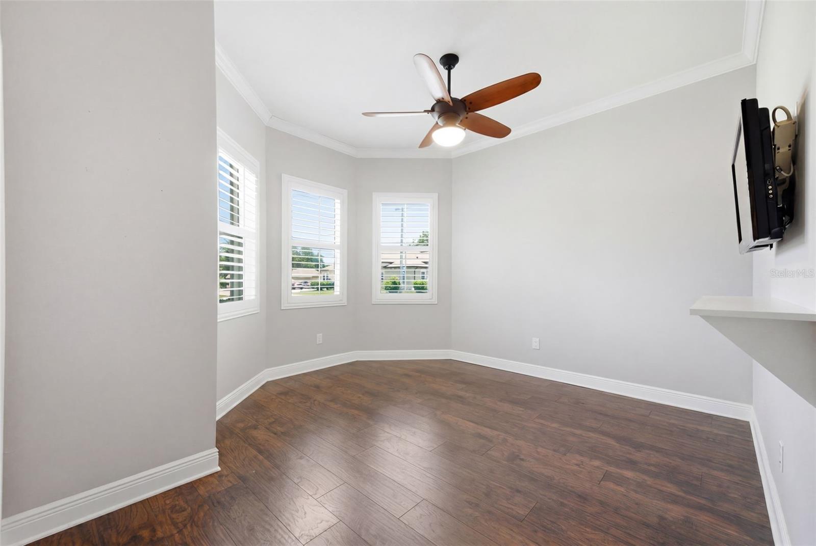2902 W HEITER ST, TAMPA, FL, 33607
