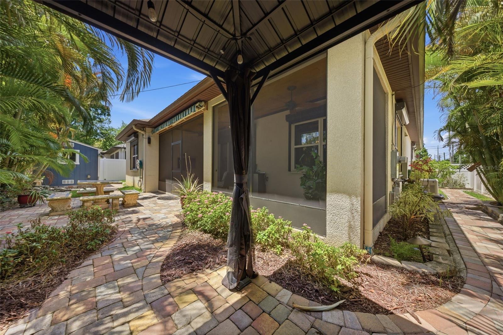 2902 W HEITER ST, TAMPA, FL, 33607