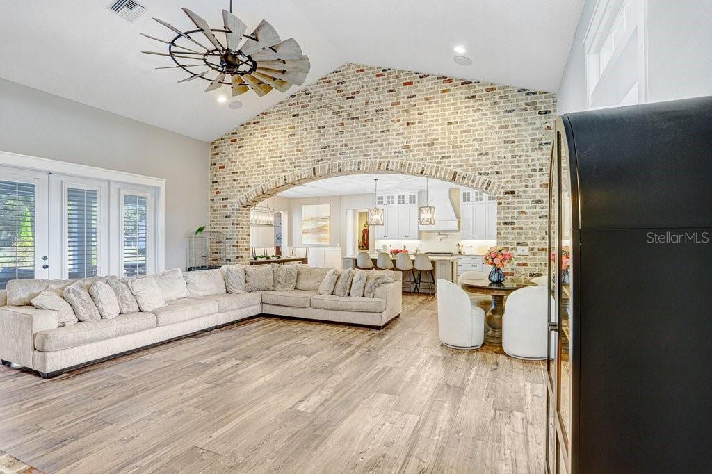 11634 DAVIS POOL RD, SEFFNER, FL, 33584