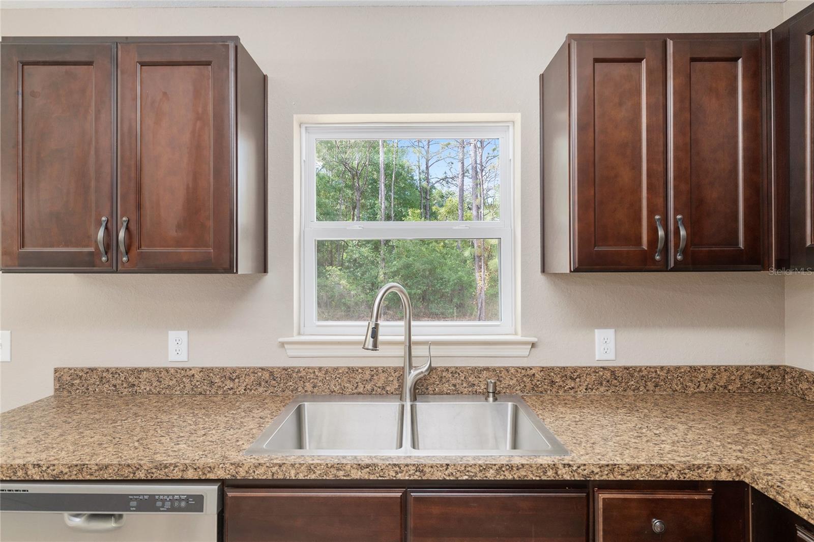 2 HEMLOCK LOOP DR, OCALA, FL, 34472