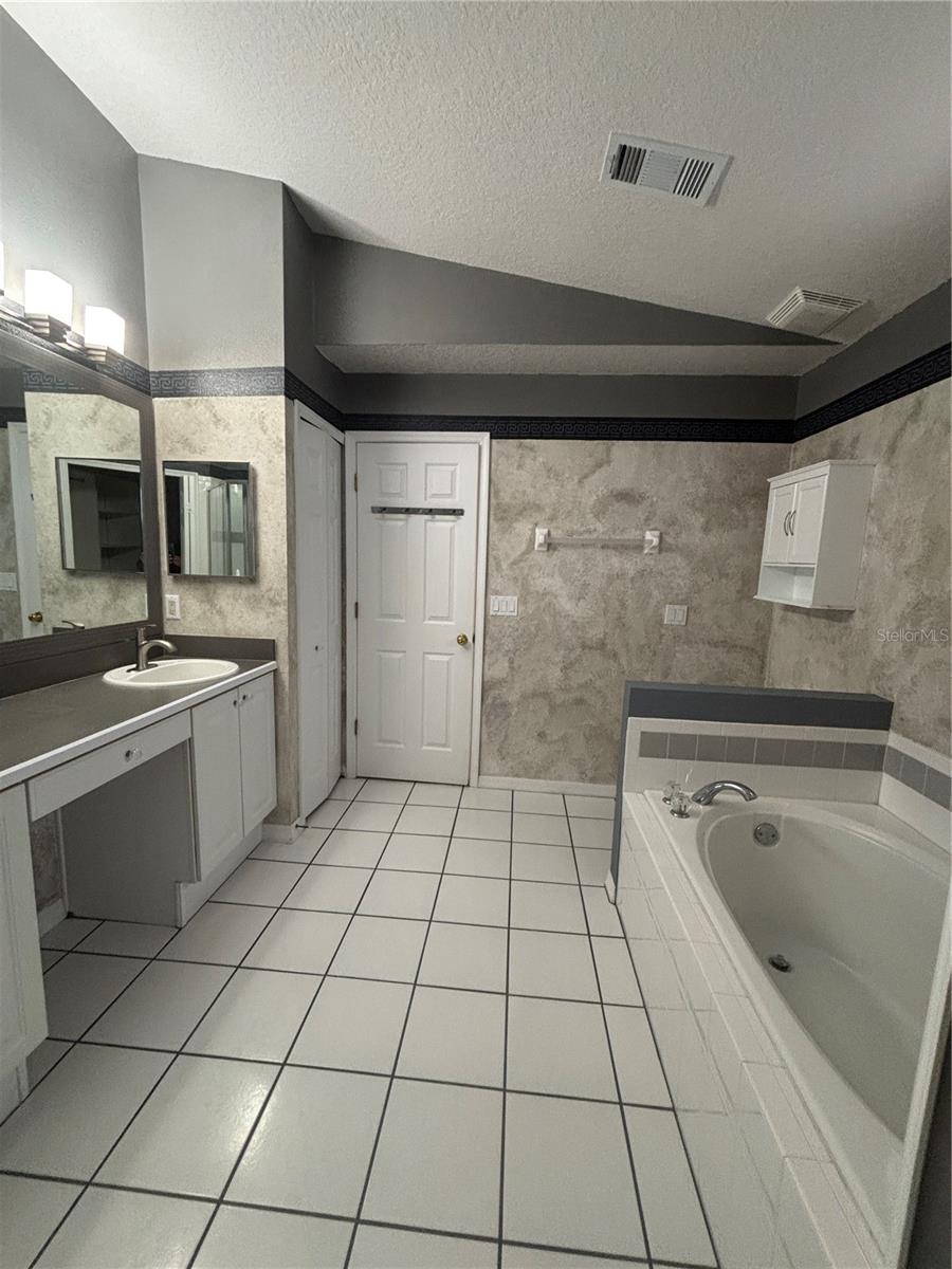 649 BUCKINGHAM DR, OVIEDO, FL, 32765