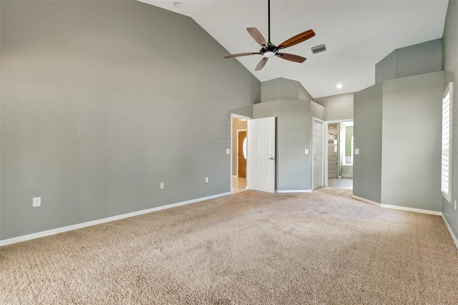 12229 LANGSHAW DR, THONOTOSASSA, FL, 33592