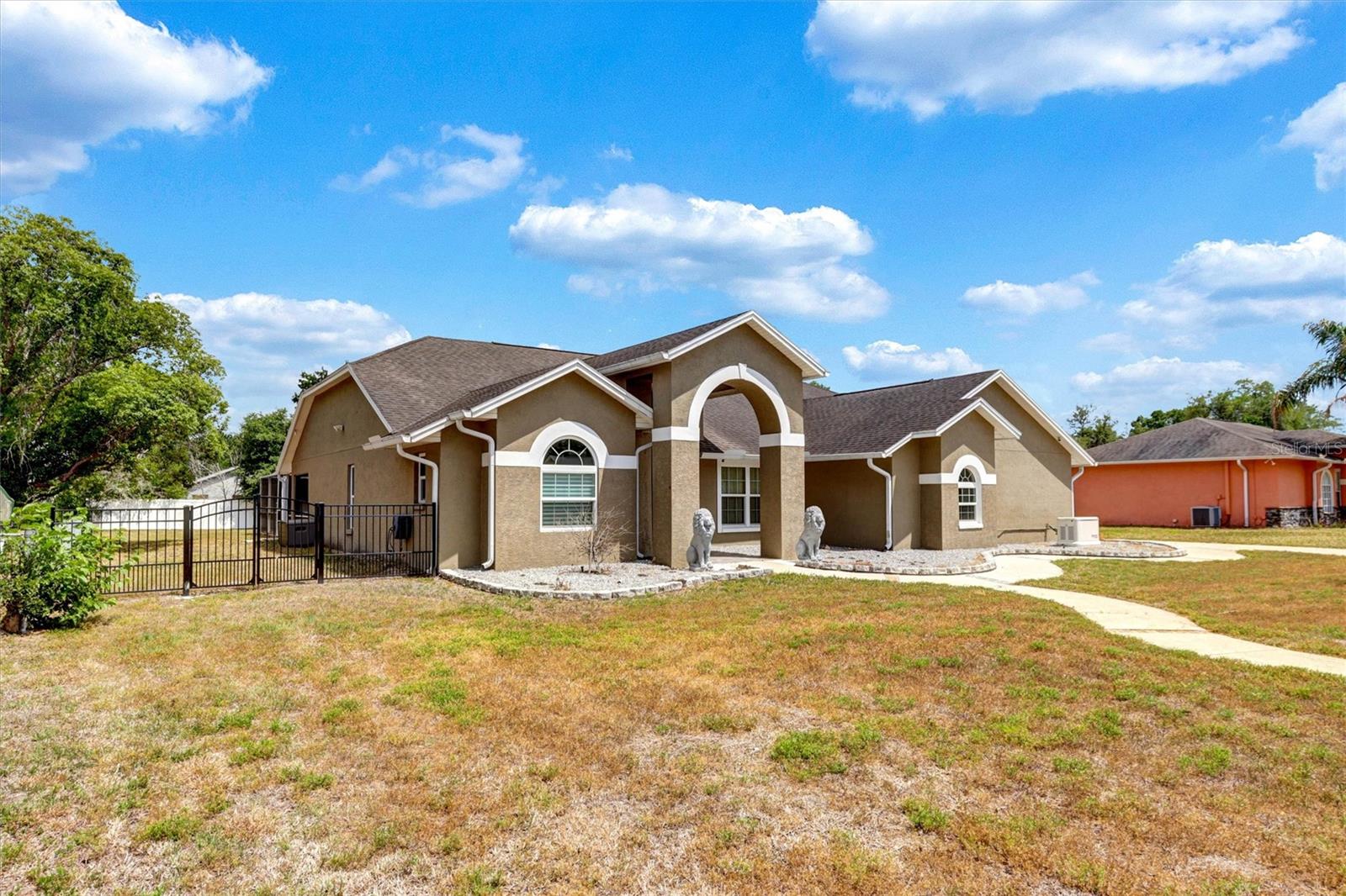 12229 LANGSHAW DR, THONOTOSASSA, FL, 33592