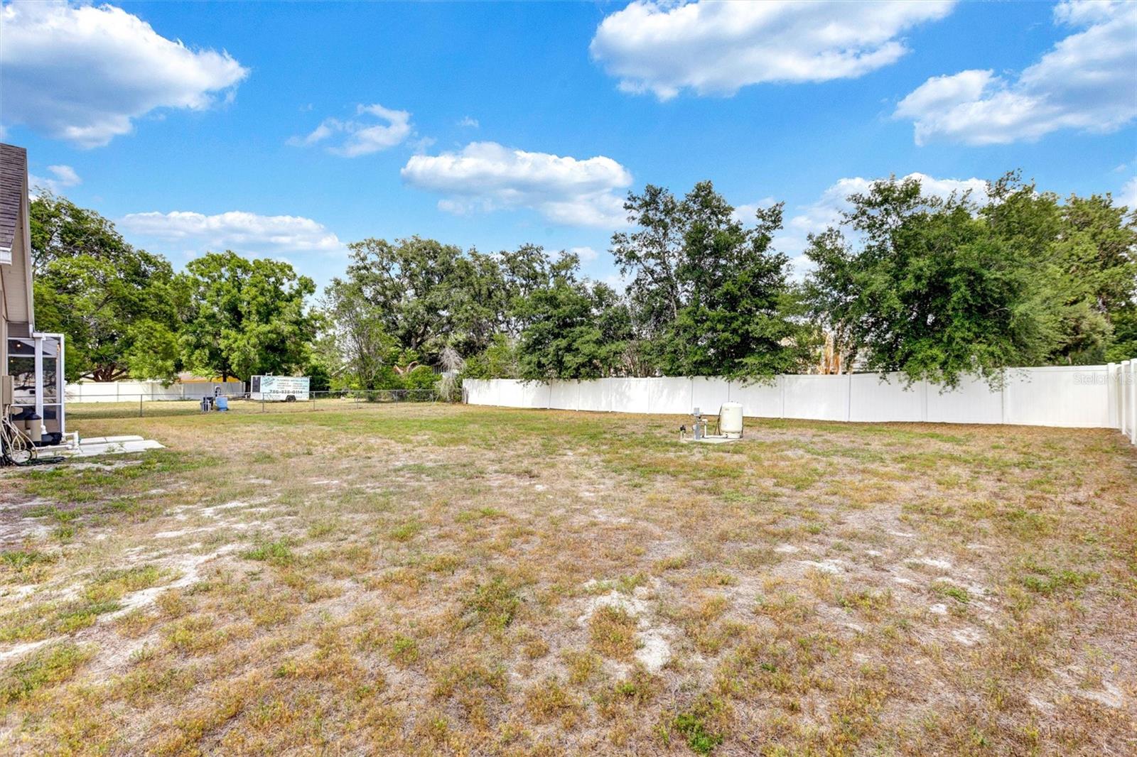 12229 LANGSHAW DR, THONOTOSASSA, FL, 33592