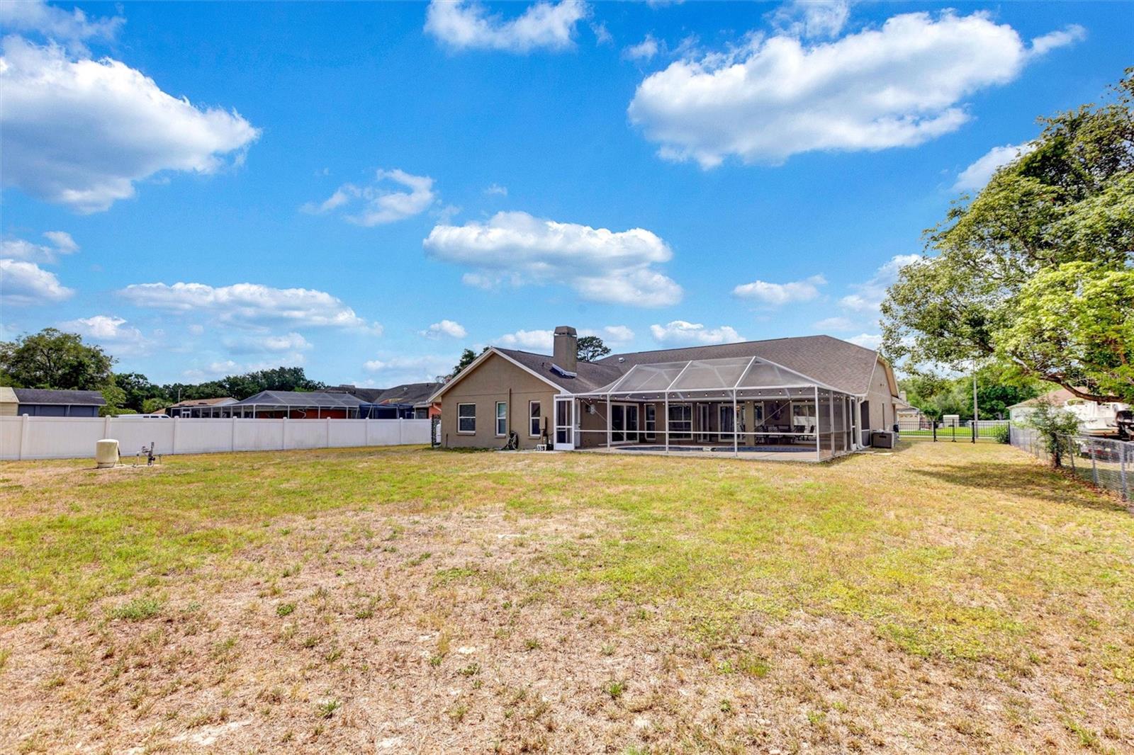 12229 LANGSHAW DR, THONOTOSASSA, FL, 33592