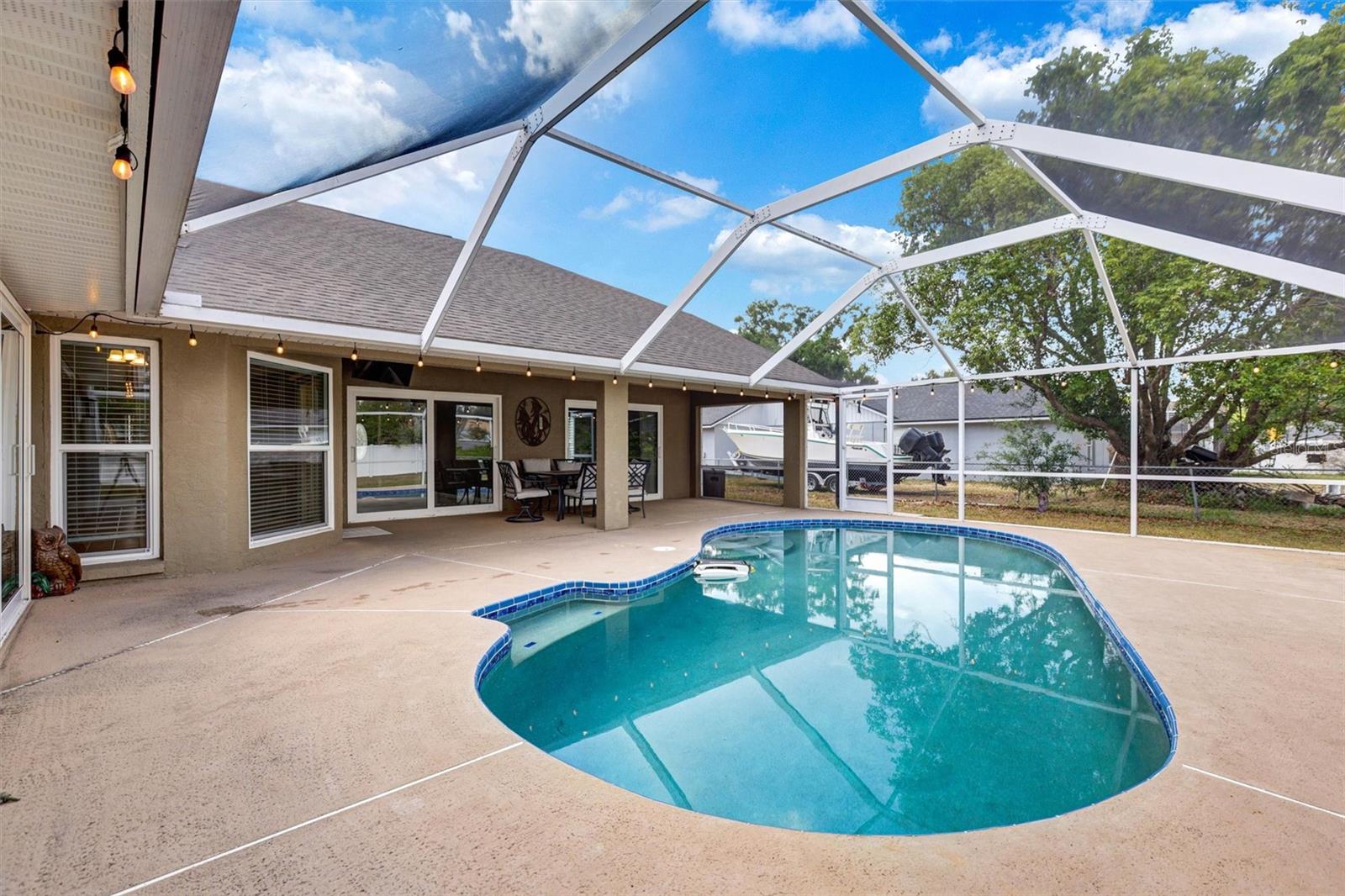 12229 LANGSHAW DR, THONOTOSASSA, FL, 33592