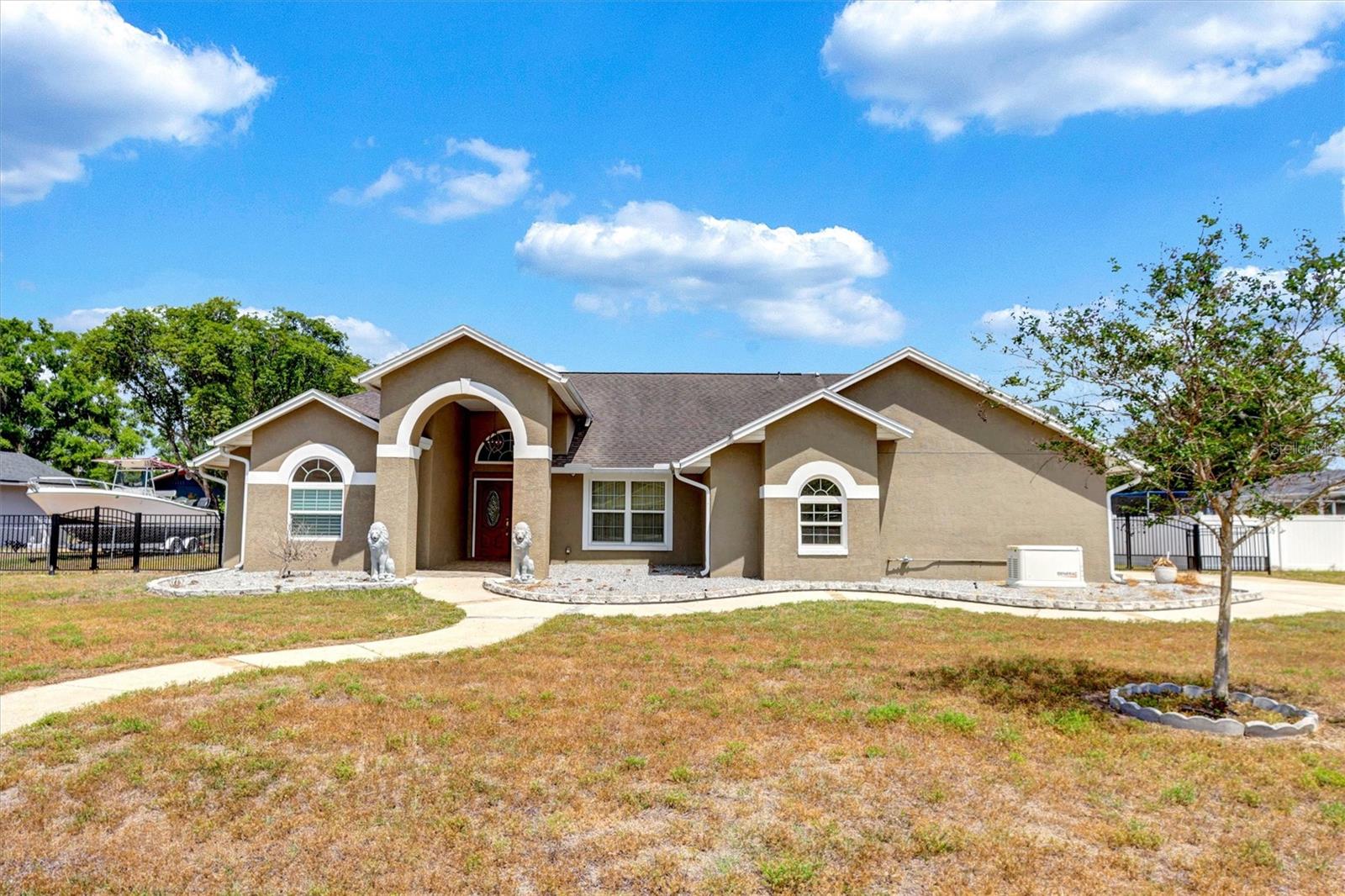 12229 LANGSHAW DR, THONOTOSASSA, FL, 33592