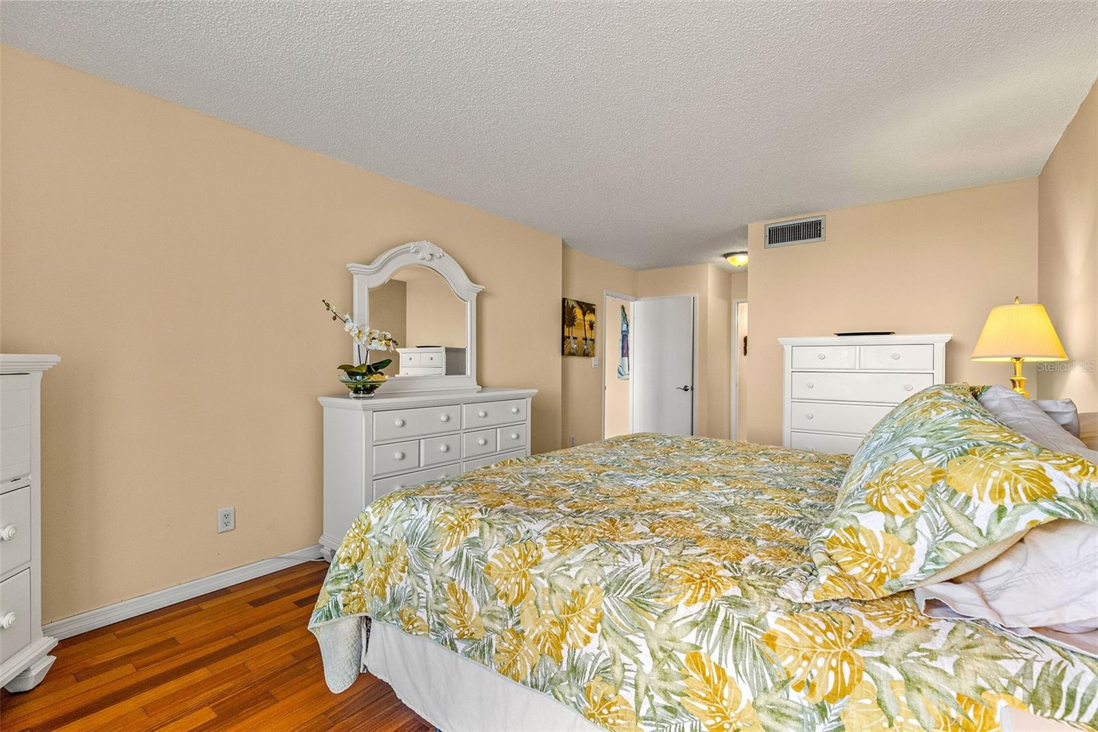 9495 BLIND PASS RD #202, ST PETE BEACH, FL, 33706