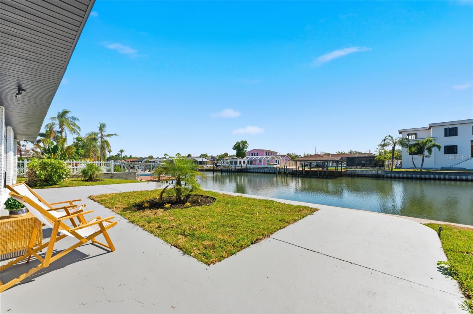 3917 E EDEN ROC CIR, TAMPA, FL, 33634