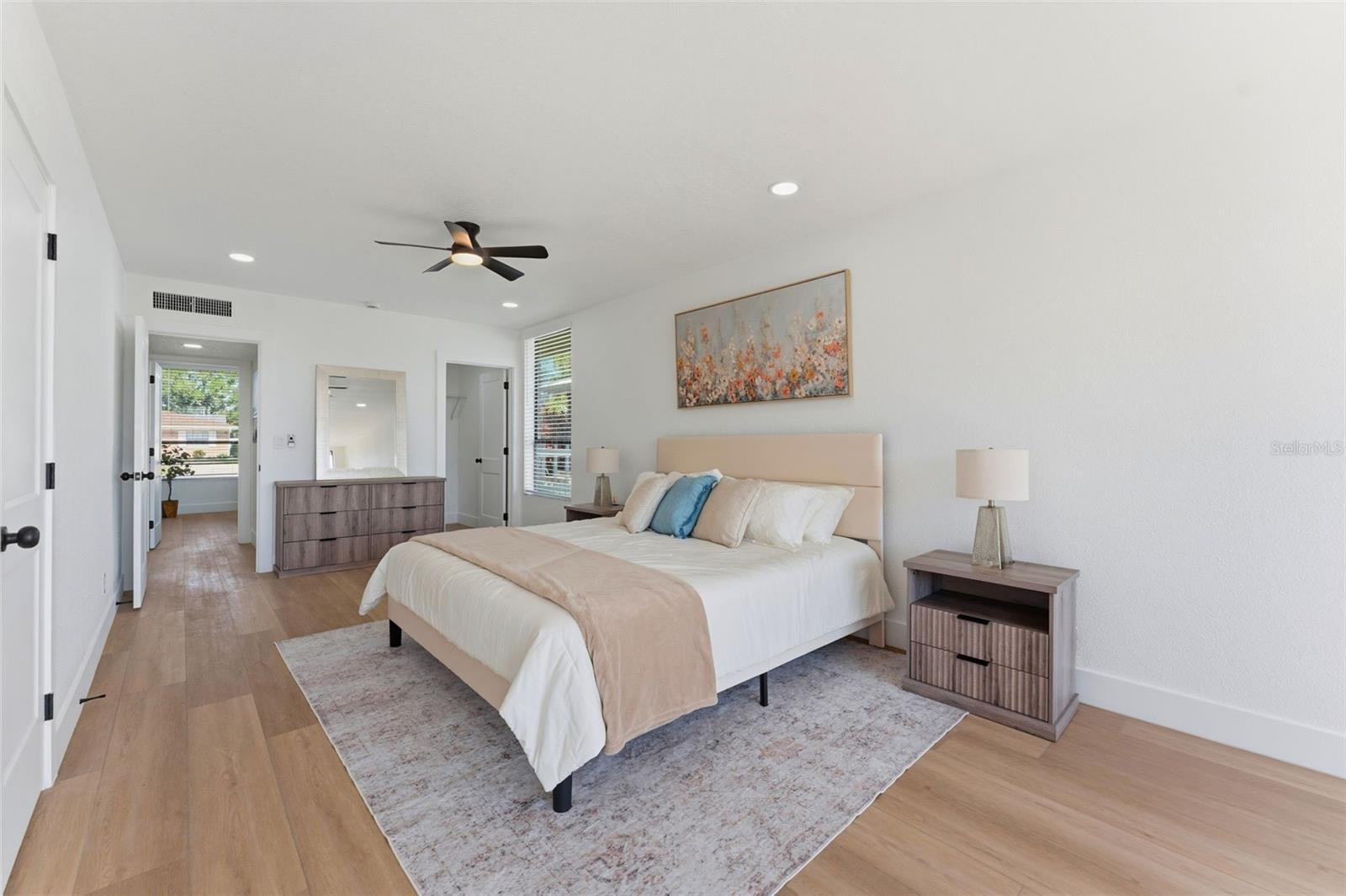 3917 E EDEN ROC CIR, TAMPA, FL, 33634