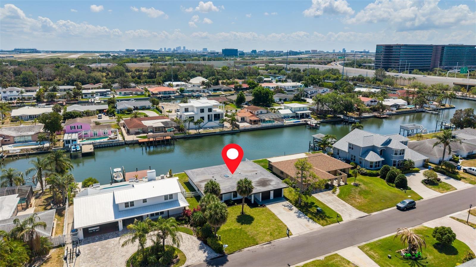 3917 E EDEN ROC CIR, TAMPA, FL, 33634