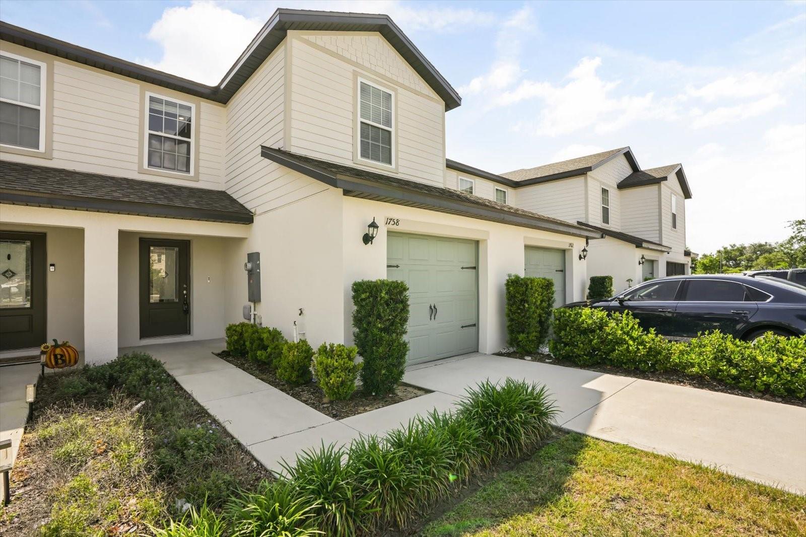 1758 WITHERNSEA CT, TAVARES, FL, 32778