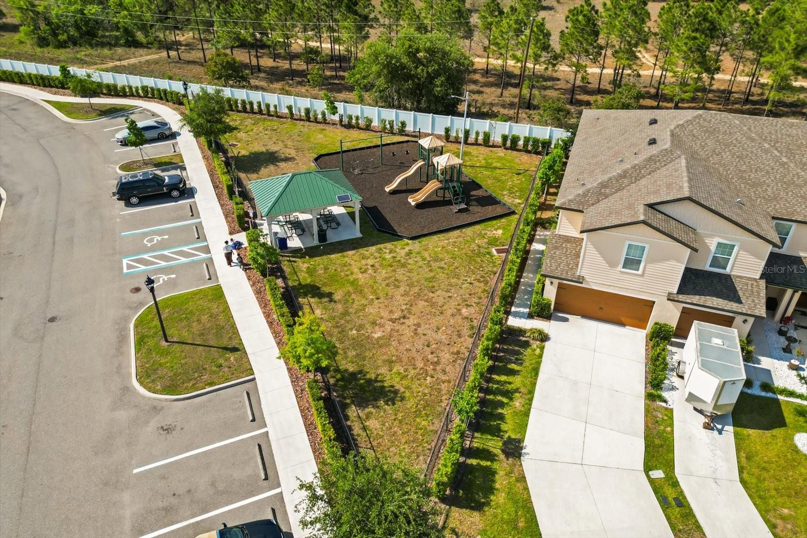 1758 WITHERNSEA CT, TAVARES, FL, 32778