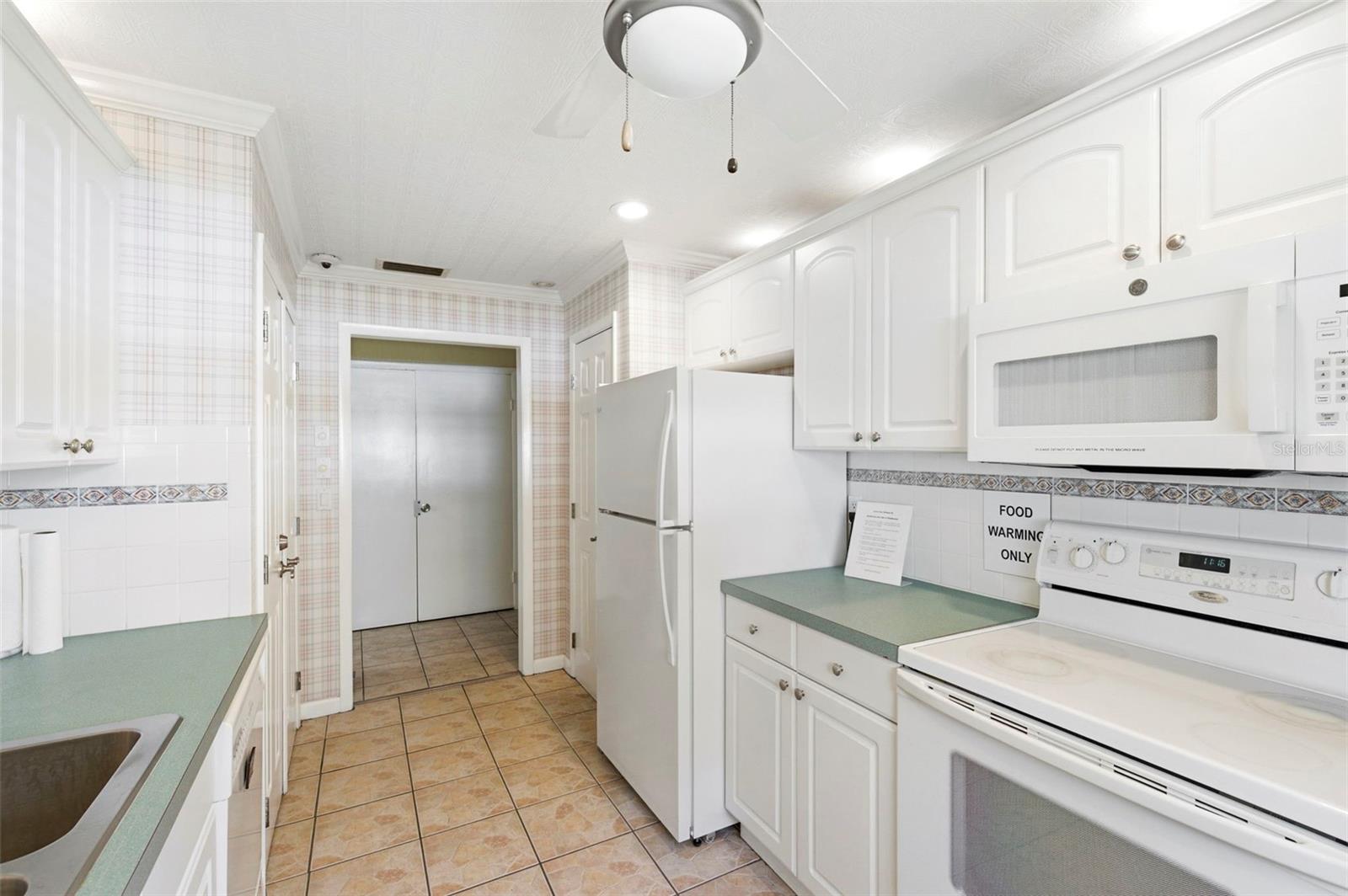COVE CAY VILLAGE IV, CLEARWATER, FL, 33760