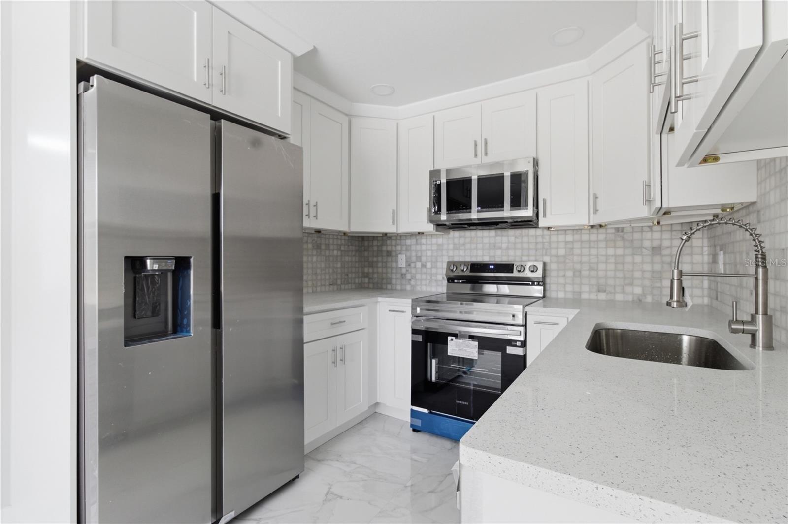 3042 BAHIA AVE, HOLIDAY, FL, 34690