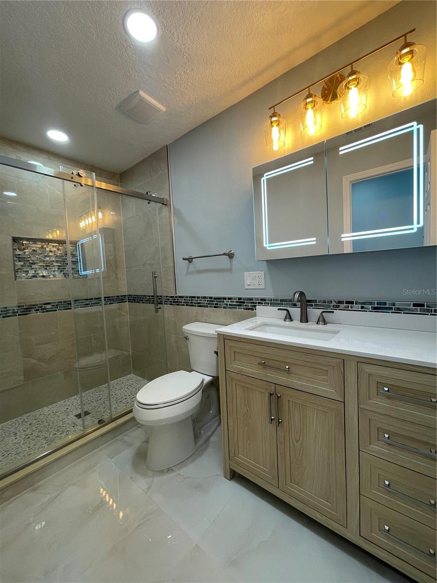 8503 WOODWICK CT, TAMPA, FL, 33615