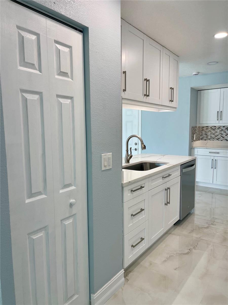 8503 WOODWICK CT, TAMPA, FL, 33615