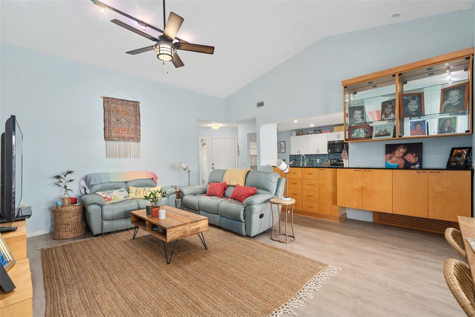 300 NEW WATERFORD PL #202, LONGWOOD, FL, 32779