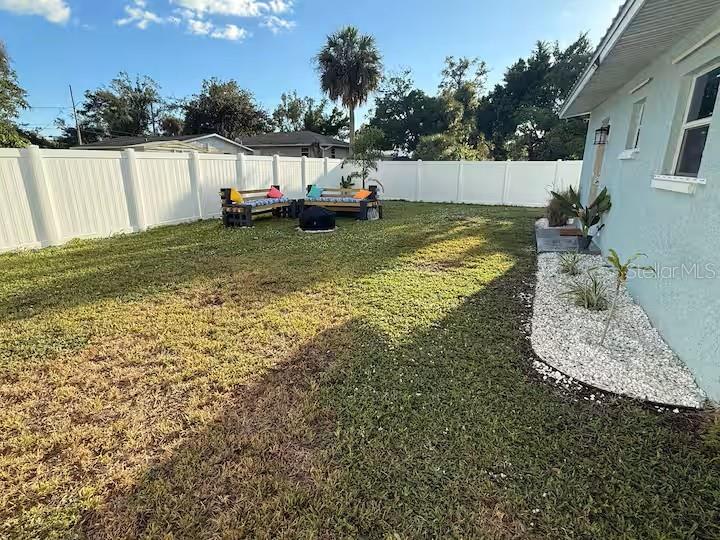 525 SHOWALTER AVE, PUNTA GORDA, FL, 33950