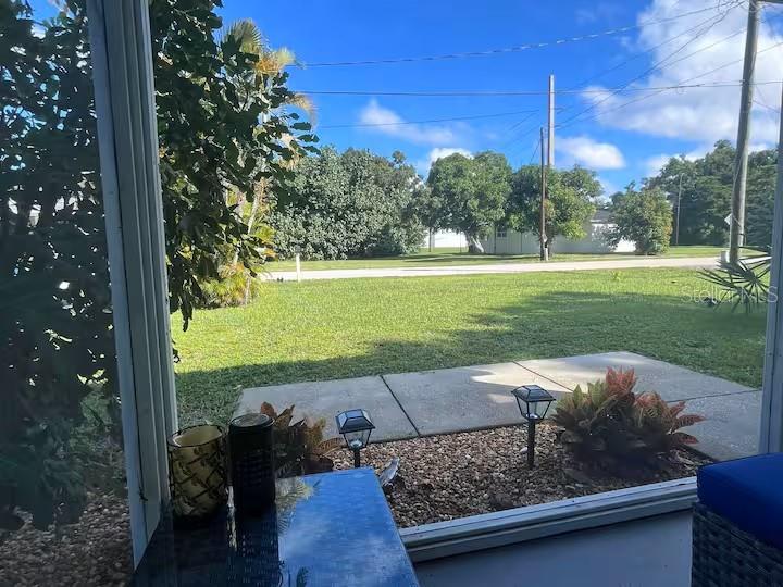 525 SHOWALTER AVE, PUNTA GORDA, FL, 33950
