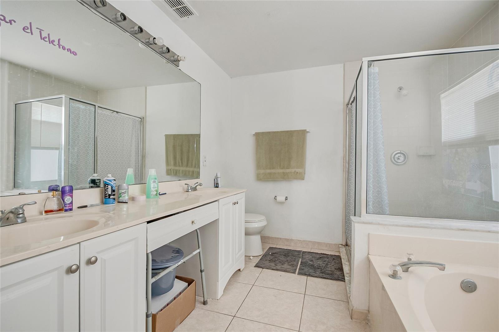 4040 EAGLE FEATHER DR, ORLANDO, FL, 32829