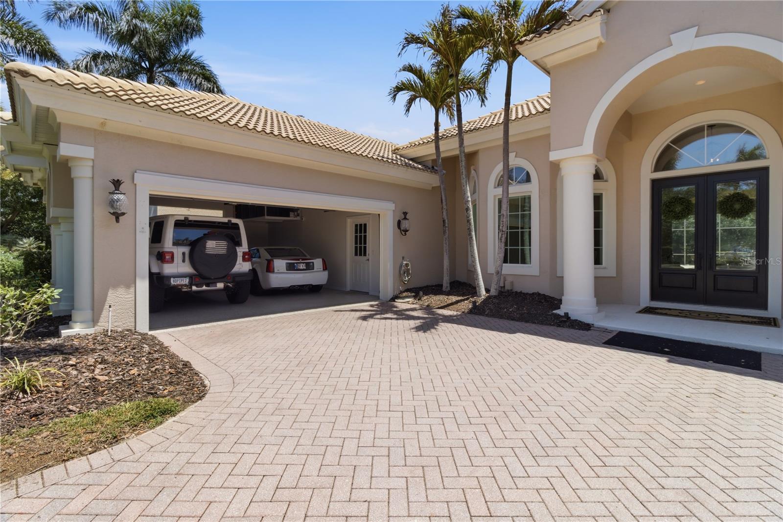 8309 GROSVENOR CT, BRADENTON, FL, 34201