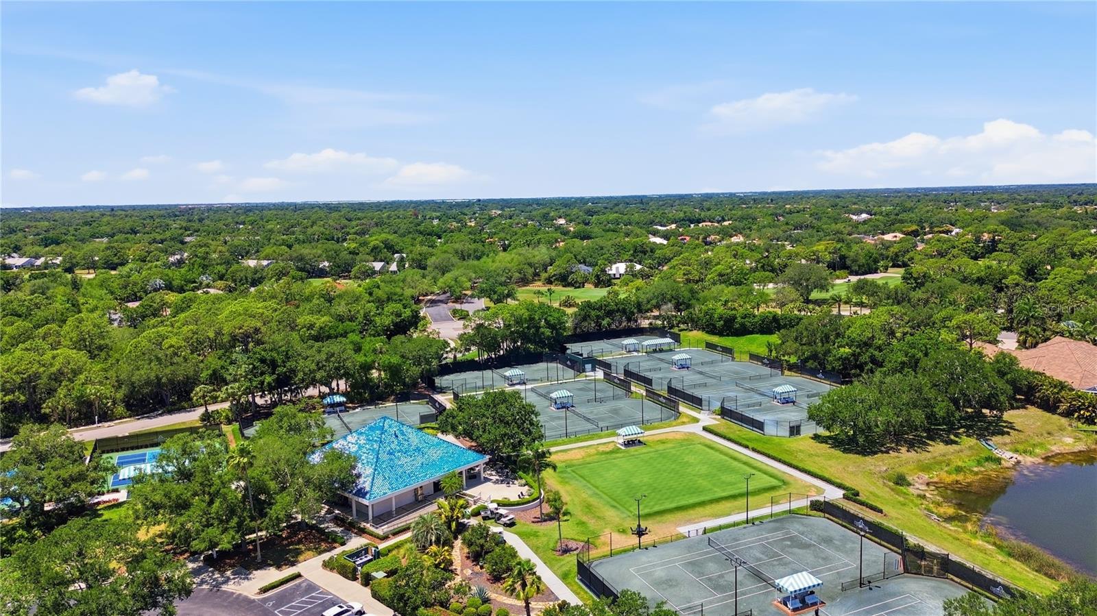 8309 GROSVENOR CT, BRADENTON, FL, 34201