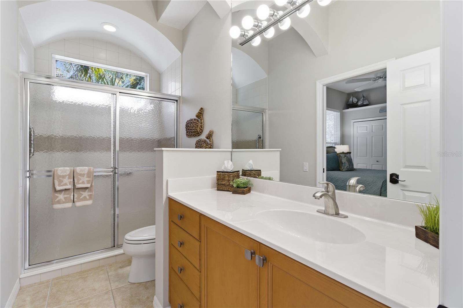8309 GROSVENOR CT, BRADENTON, FL, 34201