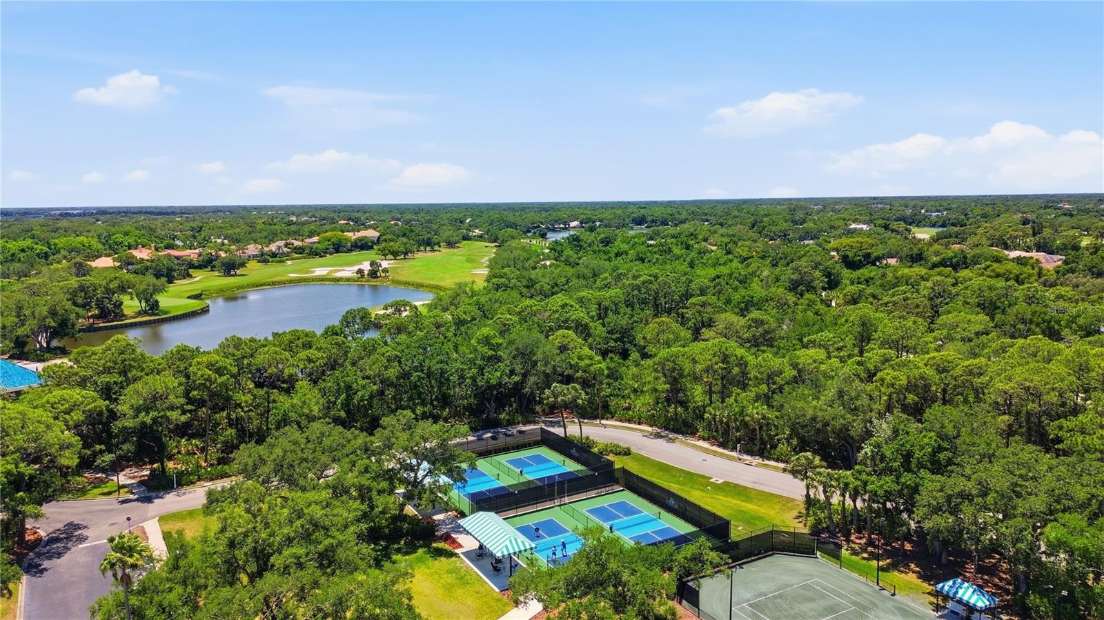 8309 GROSVENOR CT, BRADENTON, FL, 34201