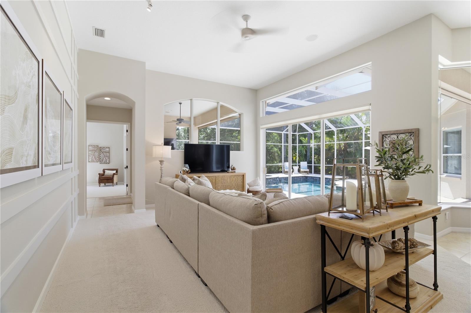 8309 GROSVENOR CT, BRADENTON, FL, 34201