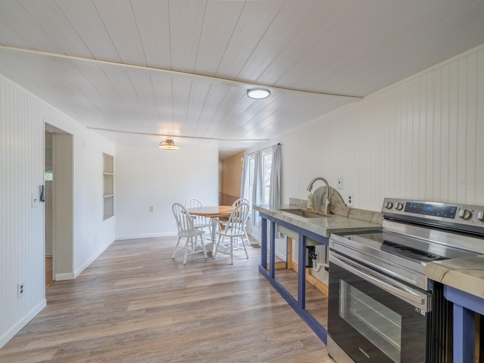21220 E HIGHWAY 316, FORT MC COY, FL, 32134