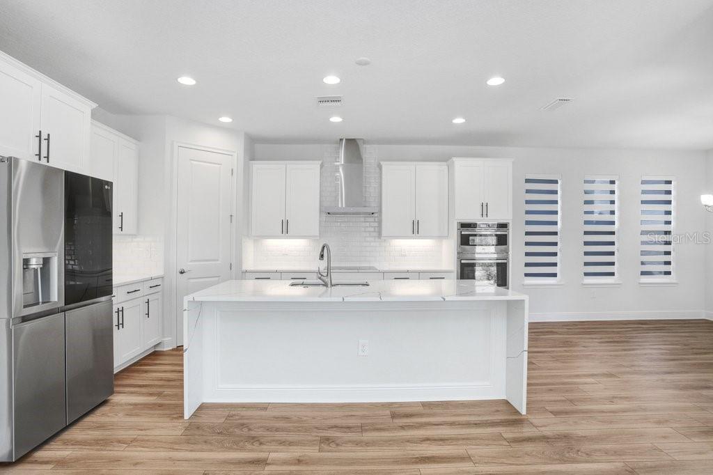 28793 SWEET PERSIMMON DR, WESLEY CHAPEL, FL, 33543