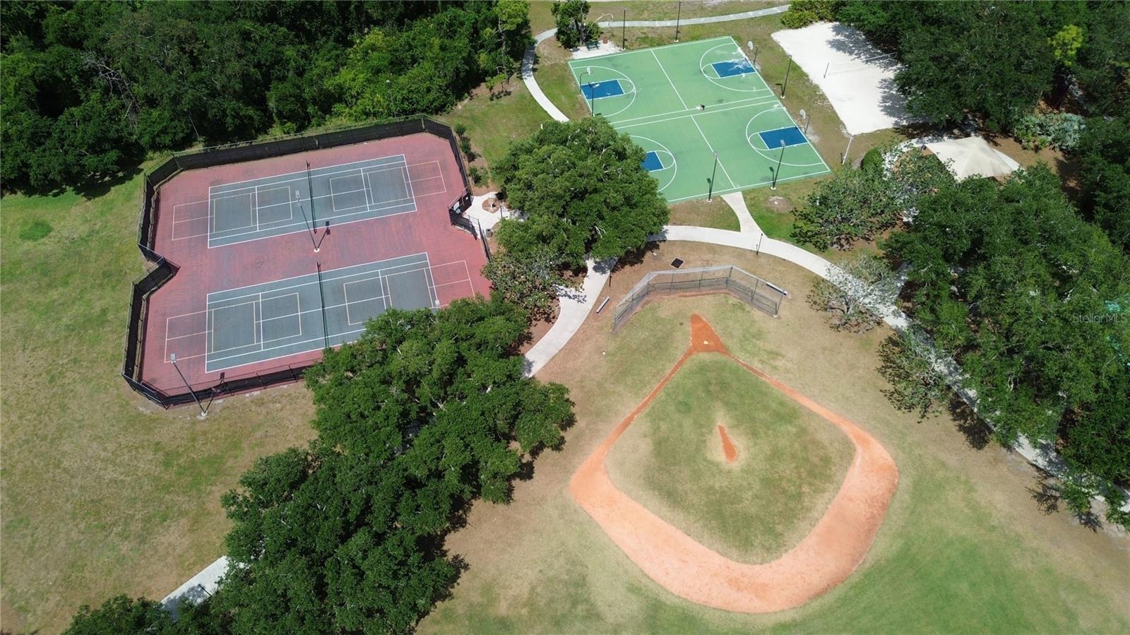 6556 MEANDERING WAY, LAKEWOOD RANCH, FL, 34202