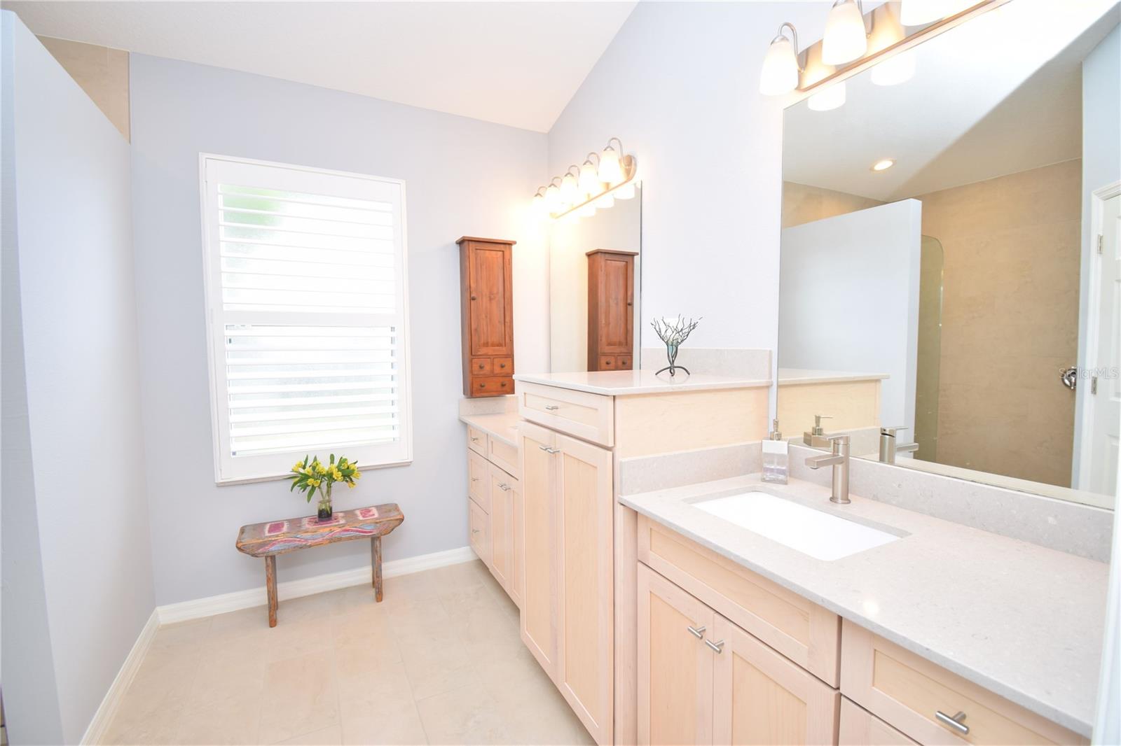 6556 MEANDERING WAY, LAKEWOOD RANCH, FL, 34202