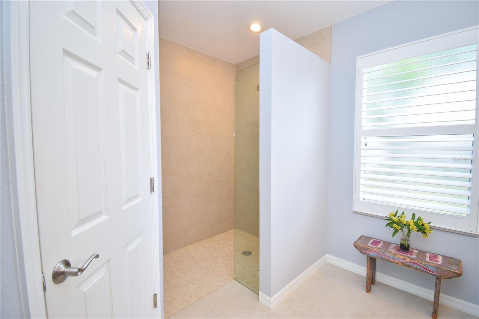6556 MEANDERING WAY, LAKEWOOD RANCH, FL, 34202