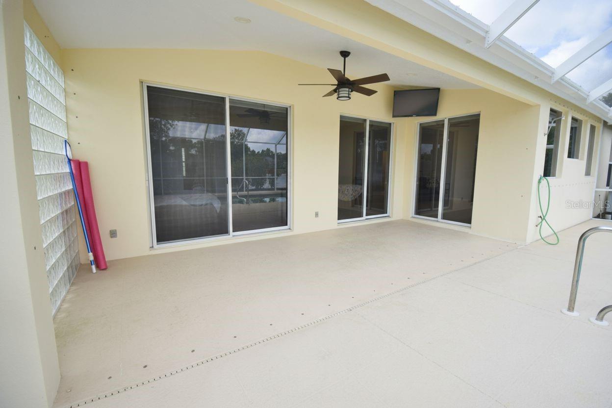 6556 MEANDERING WAY, LAKEWOOD RANCH, FL, 34202