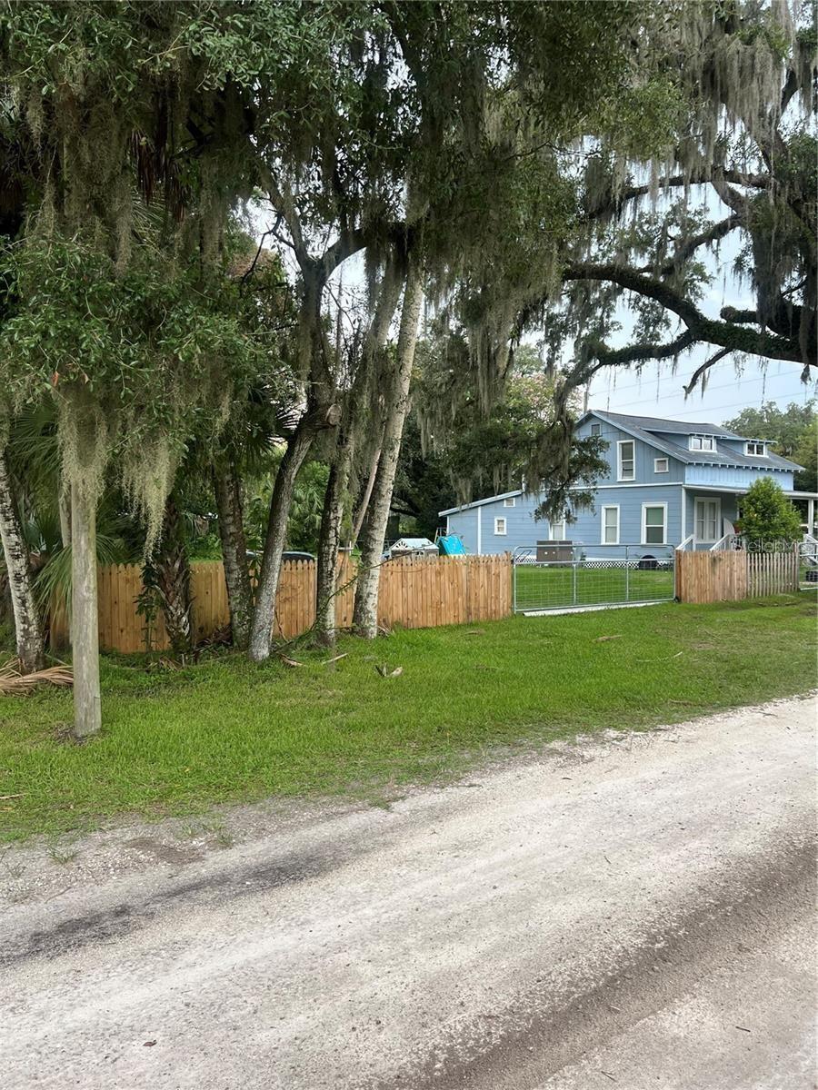 1635 PARTRIDGE BLVD, ZEPHYRHILLS, FL, 33540