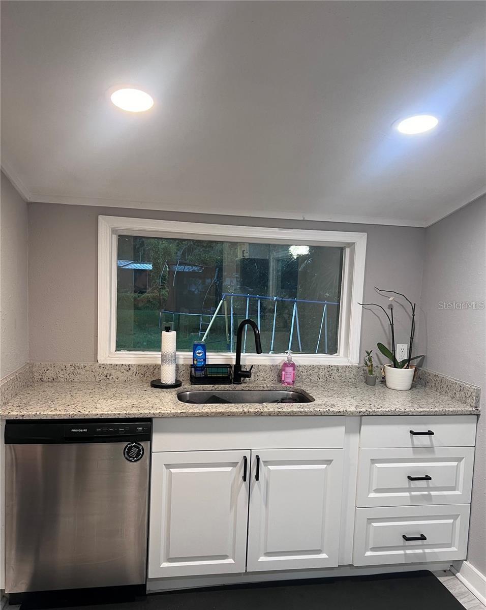 1635 PARTRIDGE BLVD, ZEPHYRHILLS, FL, 33540
