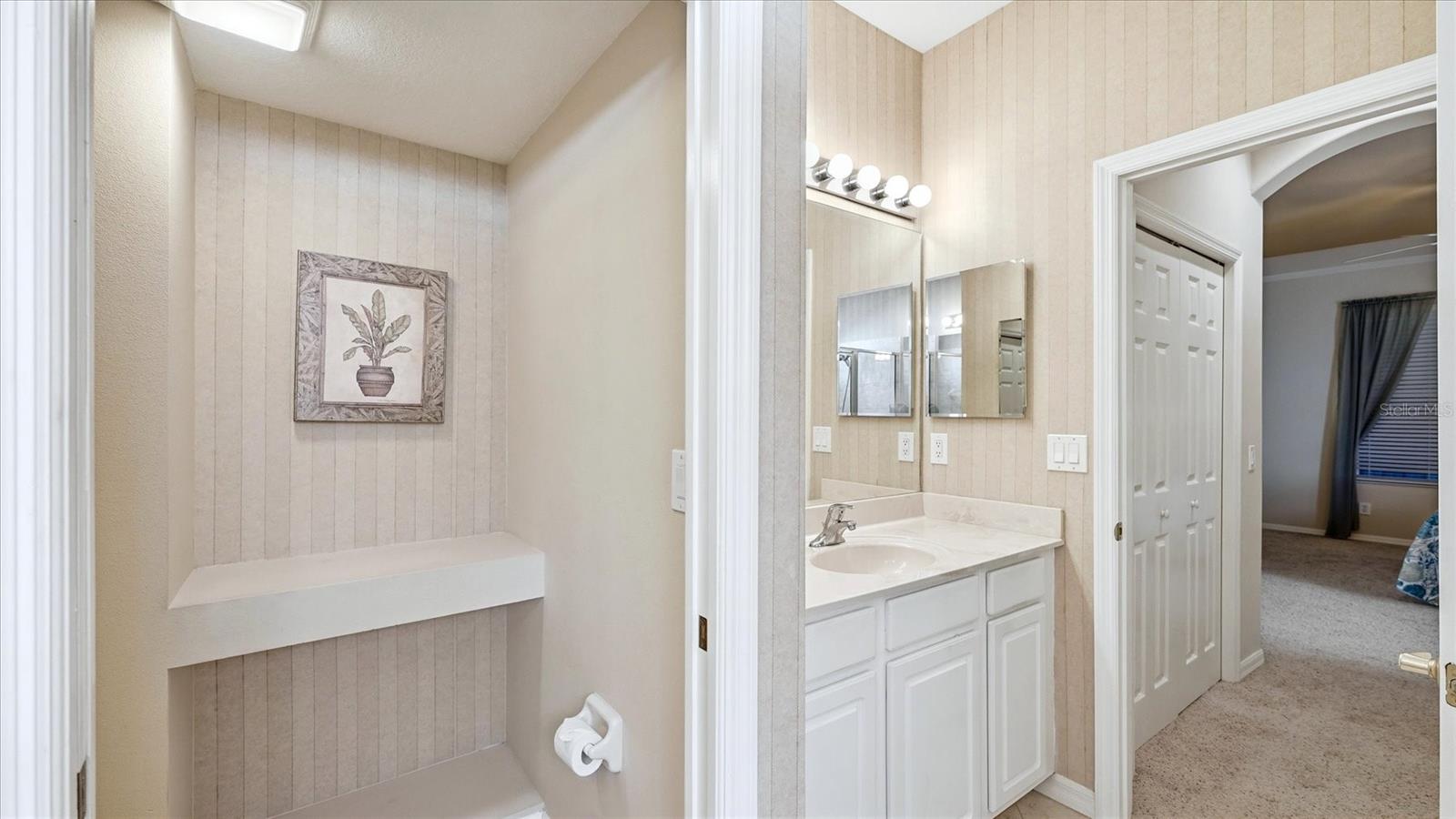5704 WHITE JASMINE WAY, NORTH PORT, FL, 34287