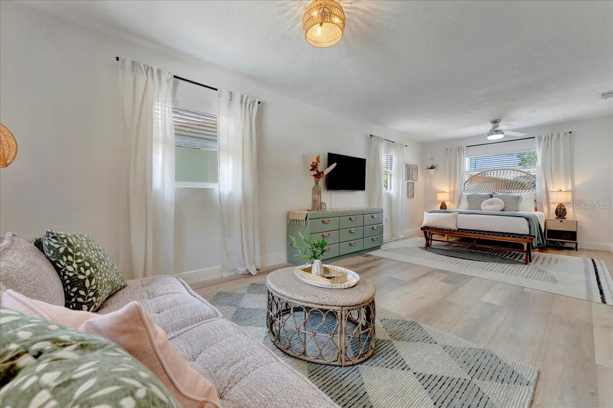 1389 CHESTERFIELD DR, CLEARWATER, FL, 33756
