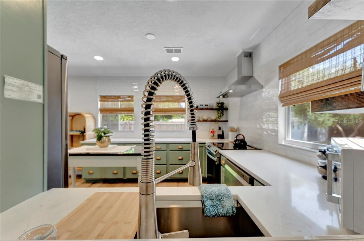 1389 CHESTERFIELD DR, CLEARWATER, FL, 33756