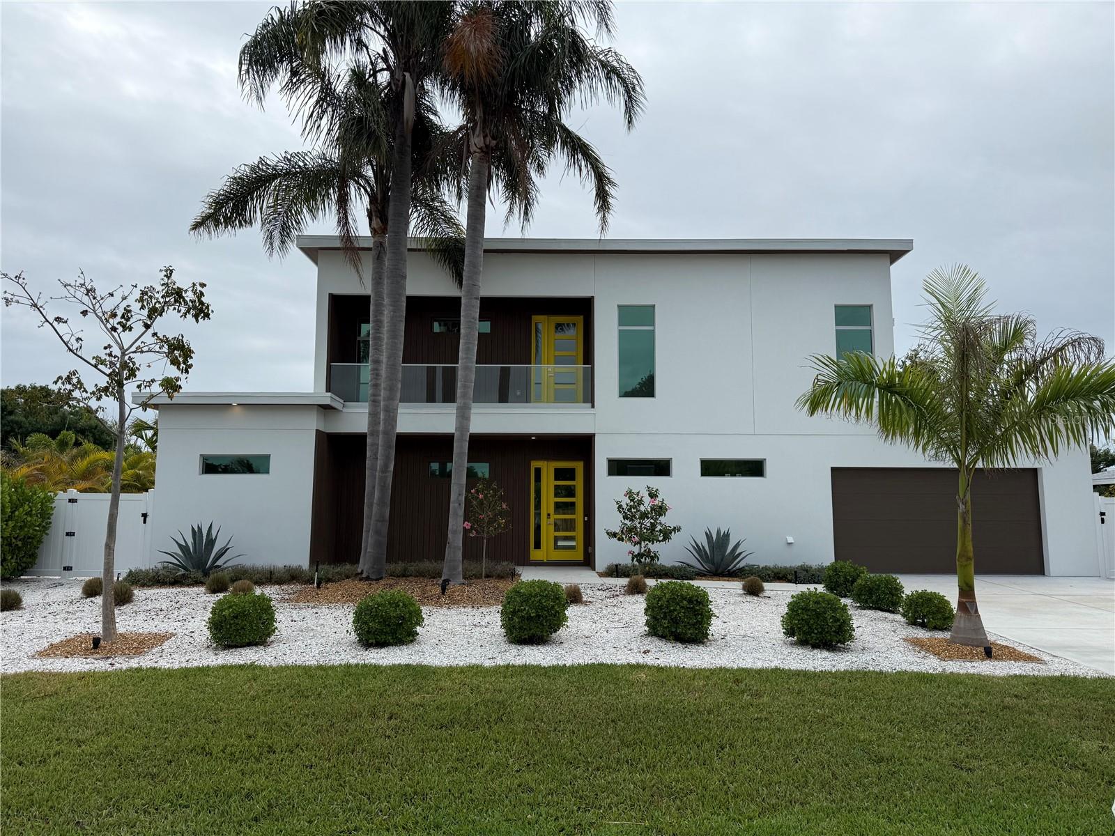 2532 FRUIT TREE DR, SARASOTA, FL, 34239