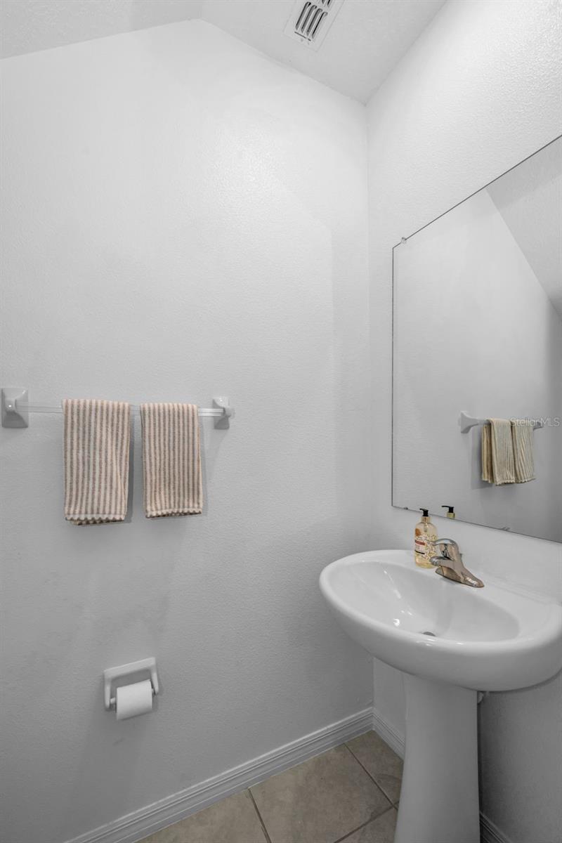 8291 CRESCENT OAKS DR, NEW PORT RICHEY, FL, 34655