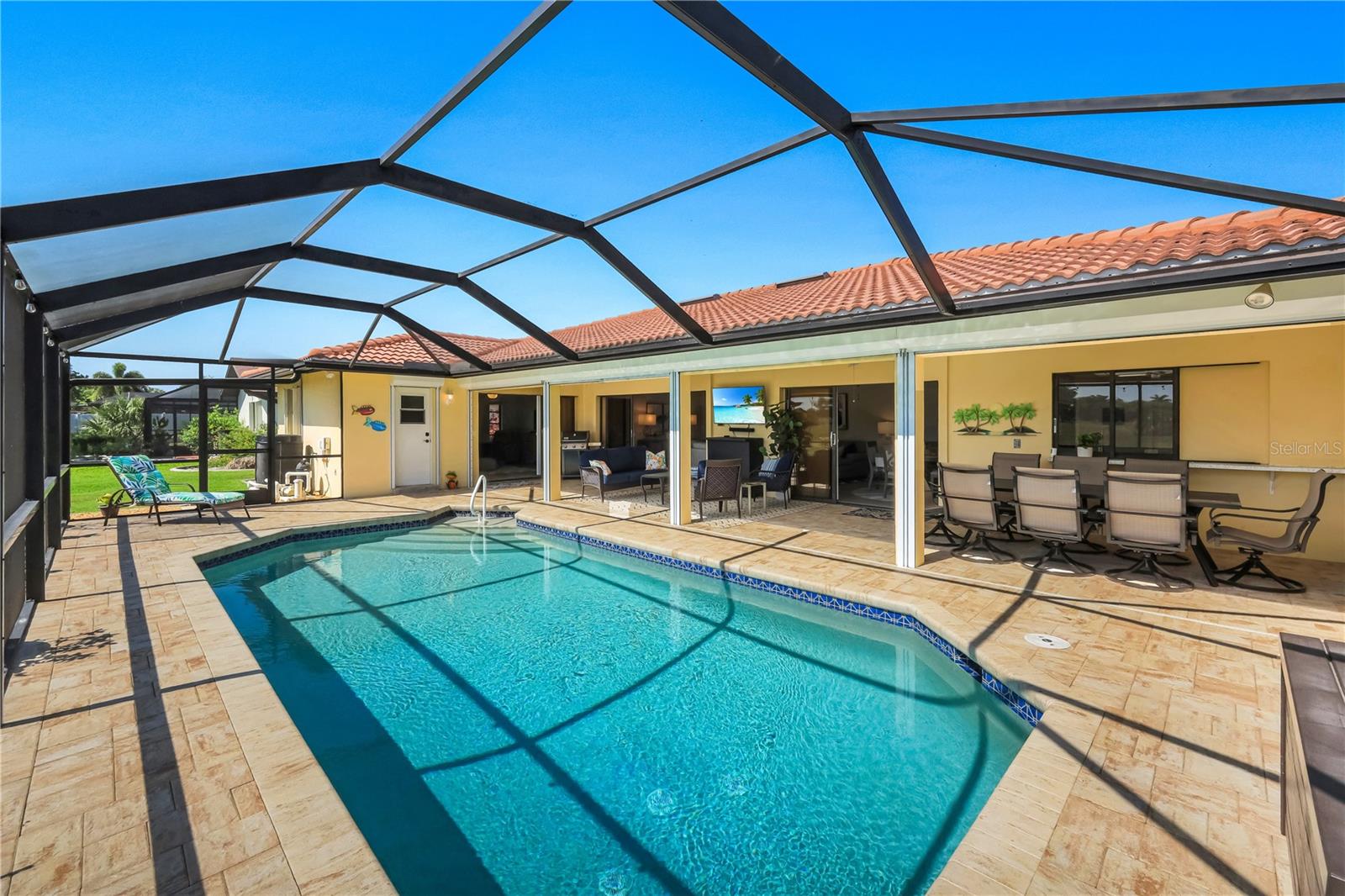 3718 SE 8TH AVE, CAPE CORAL, FL, 33904